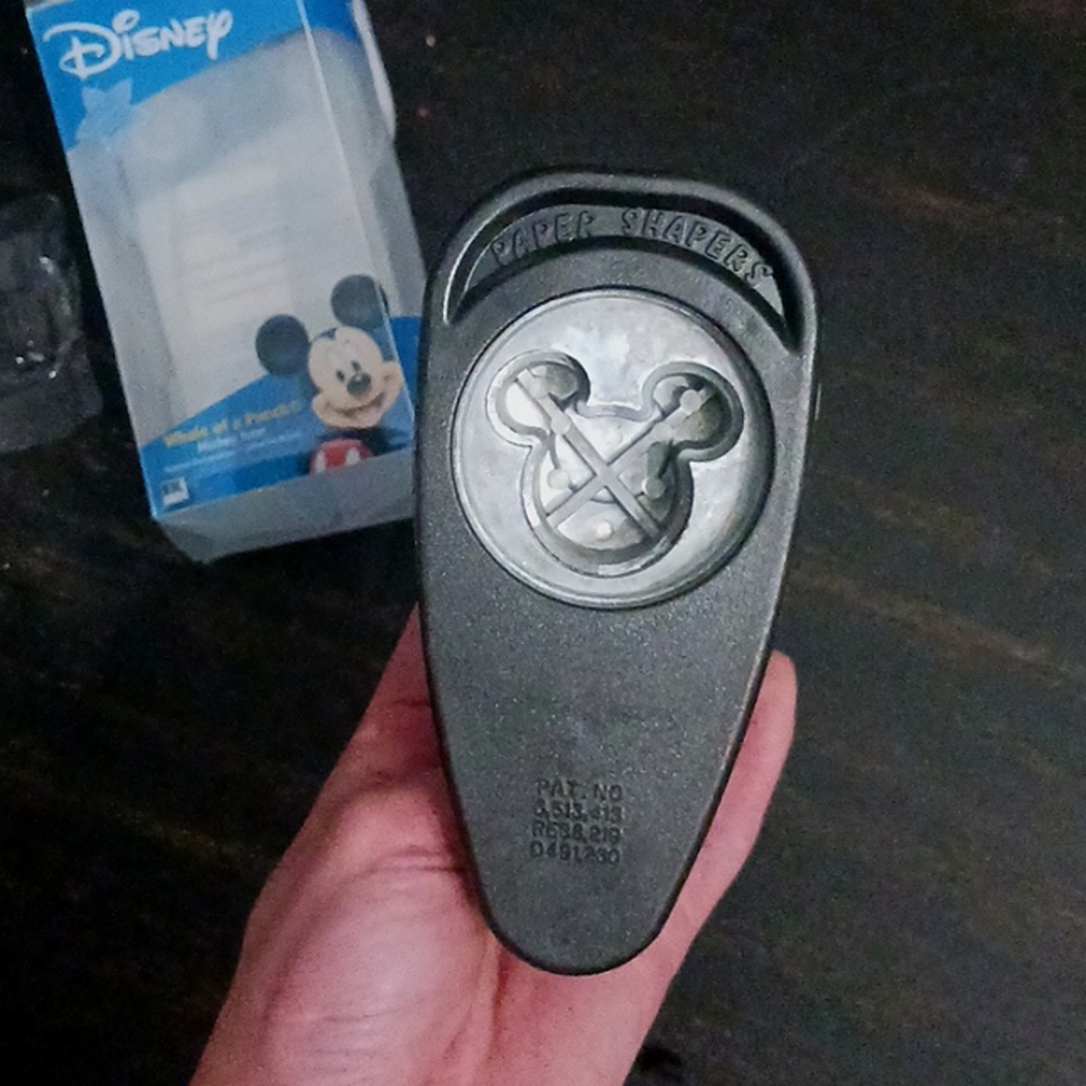 🔹️Mickey Mouse Punch - Picture 2 of 2